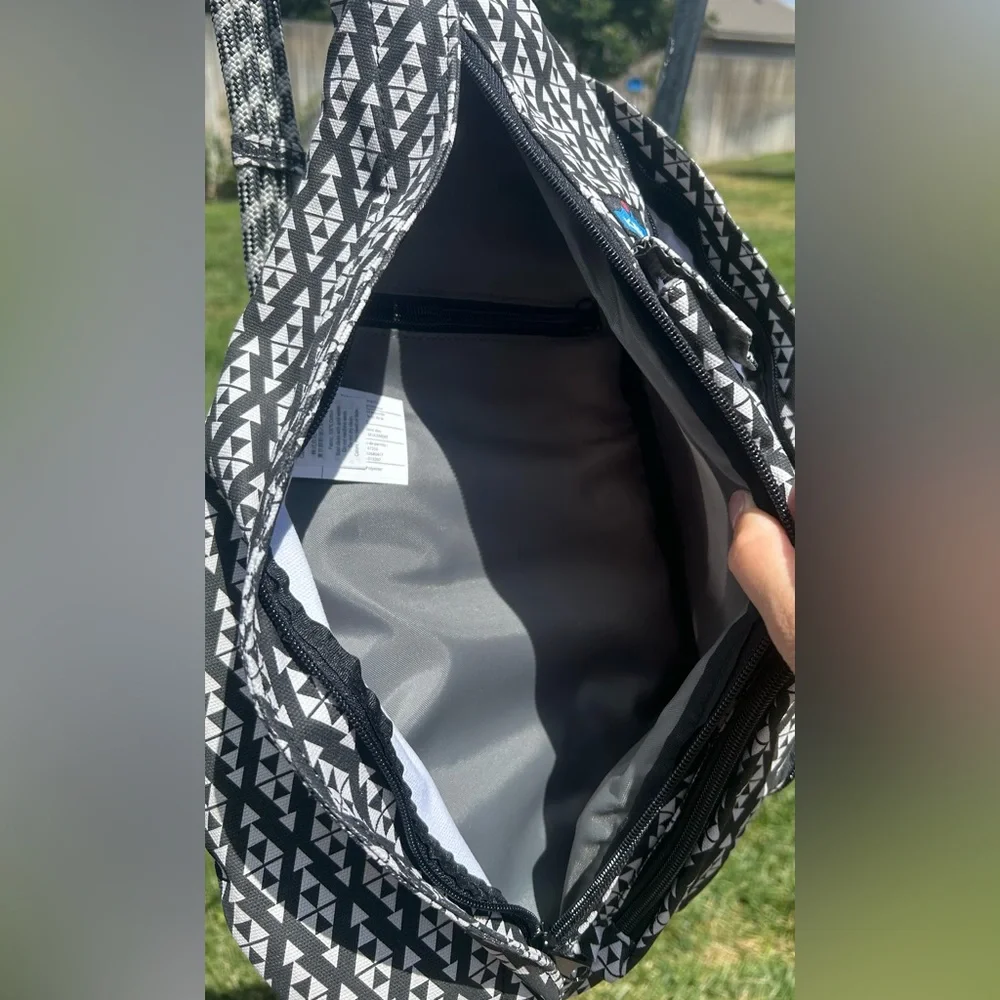 Kavu Rope Sling Bag Crossbody Backpack Black/White Geometric Triangles Trio - Picture 7 of 12